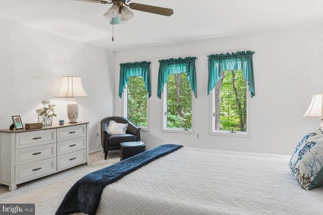 24 FAIRWAY IS, Grasonville, MD 21638
