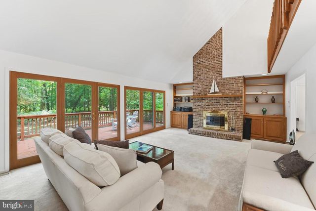 24 FAIRWAY IS, Grasonville, MD 21638