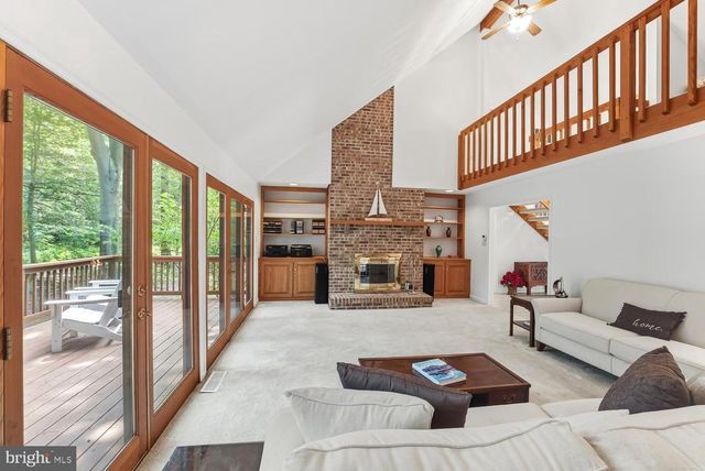 24 FAIRWAY IS, Grasonville, MD 21638