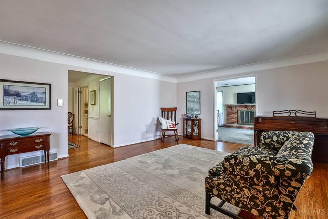 3592 Horncastle Drive, Evendale, OH 45241