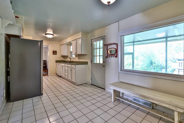 3592 Horncastle Drive, Evendale, OH 45241