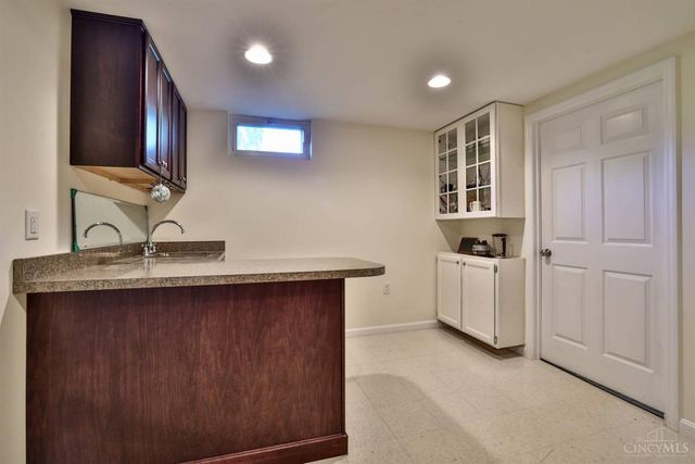 3592 Horncastle Drive, Evendale, OH 45241