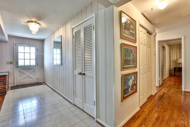 3592 Horncastle Drive, Evendale, OH 45241