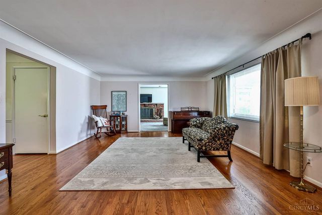 3592 Horncastle Drive, Evendale, OH 45241