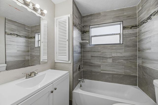 7560 Venetian Street, Miramar, FL 33023