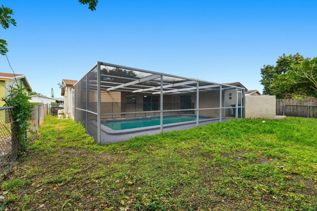 7560 Venetian Street, Miramar, FL 33023