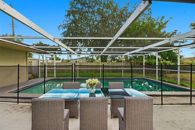 7560 Venetian Street, Miramar, FL 33023