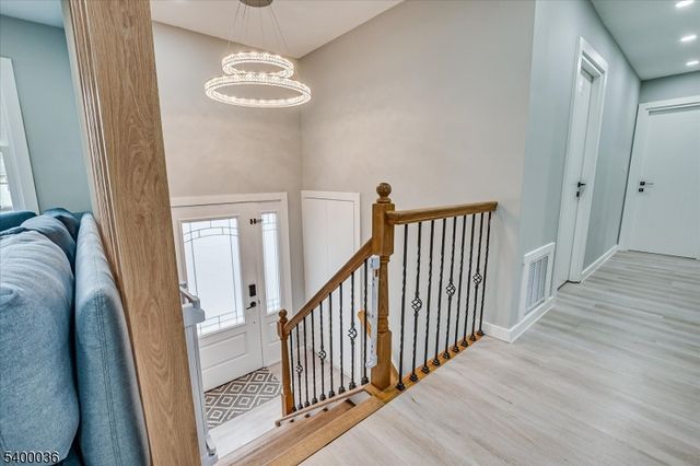 117 E Elmwood Dr, South Plainfield Boro, NJ 07080