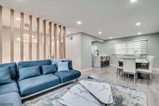 117 E Elmwood Dr, South Plainfield Boro, NJ 07080