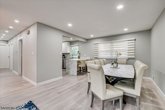 117 E Elmwood Dr, South Plainfield Boro, NJ 07080