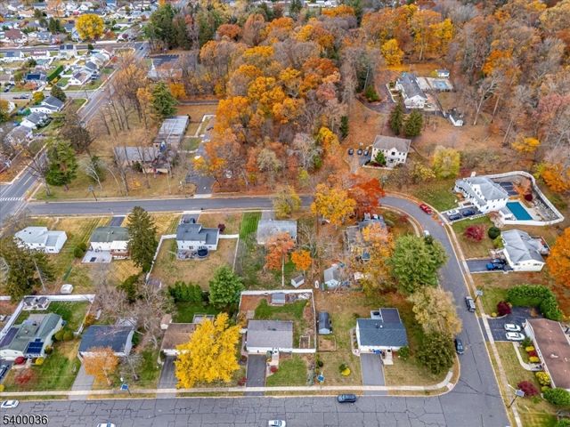 117 E Elmwood Dr, South Plainfield Boro, NJ 07080