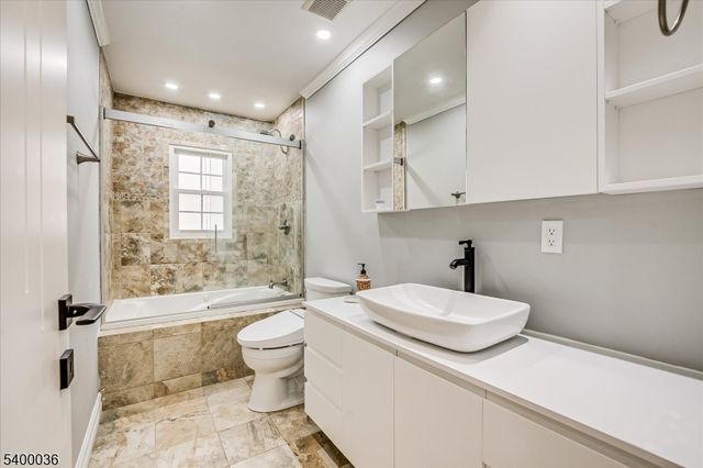 117 E Elmwood Dr, South Plainfield Boro, NJ 07080