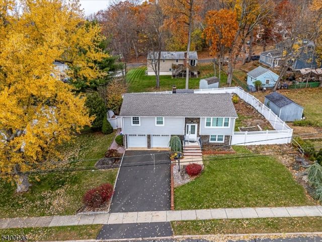 117 E Elmwood Dr, South Plainfield Boro, NJ 07080