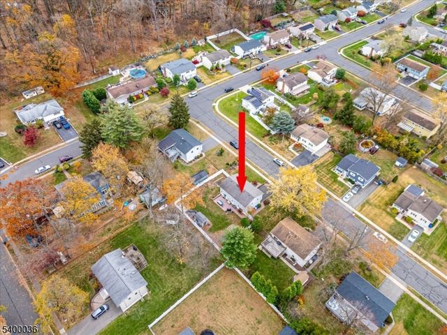 117 E Elmwood Dr, South Plainfield Boro, NJ 07080