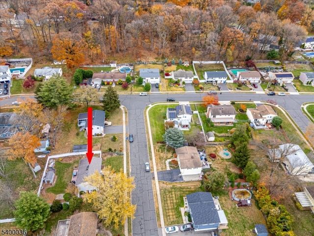 117 E Elmwood Dr, South Plainfield Boro, NJ 07080