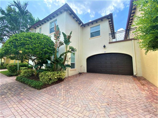 50 Via Poinciana Lane, Boca Raton, FL 33487