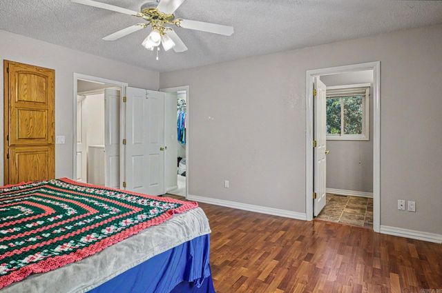 30 Alicante Way, Hot Springs Village, AR 71909