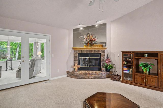 30 Alicante Way, Hot Springs Village, AR 71909