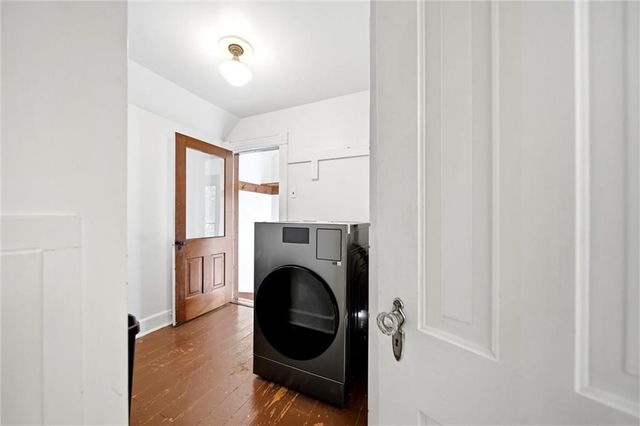 411 SW Woodlawn Avenue, Topeka, KS 66606
