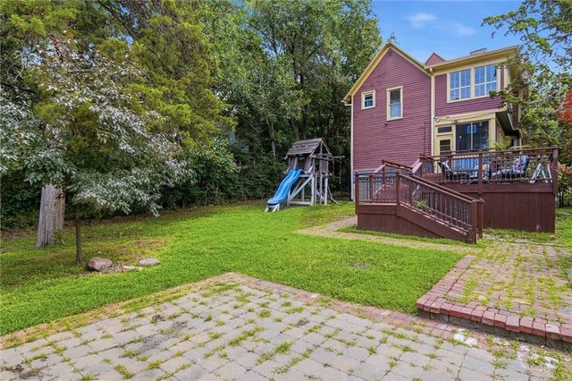 411 SW Woodlawn Avenue, Topeka, KS 66606