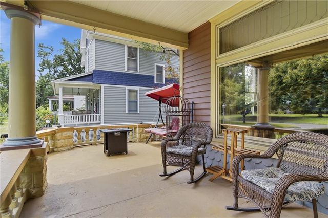 411 SW Woodlawn Avenue, Topeka, KS 66606