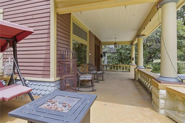 411 SW Woodlawn Avenue, Topeka, KS 66606