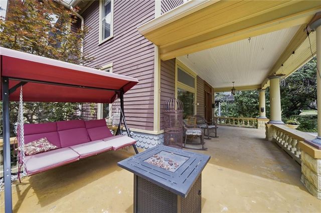 411 SW Woodlawn Avenue, Topeka, KS 66606