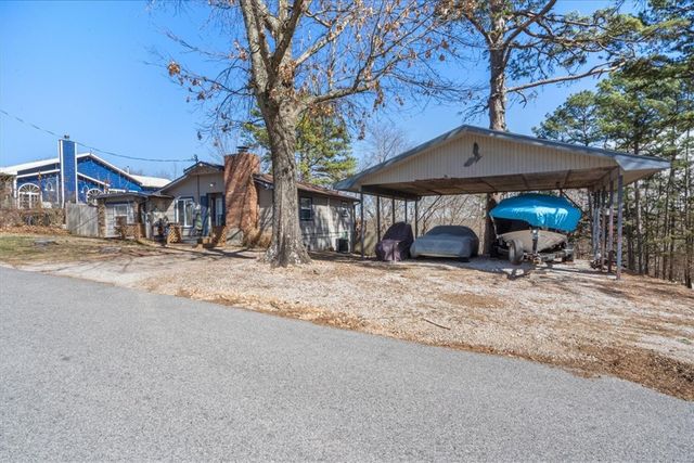 8096 Magnolia Lane, Rogers, AR 72756