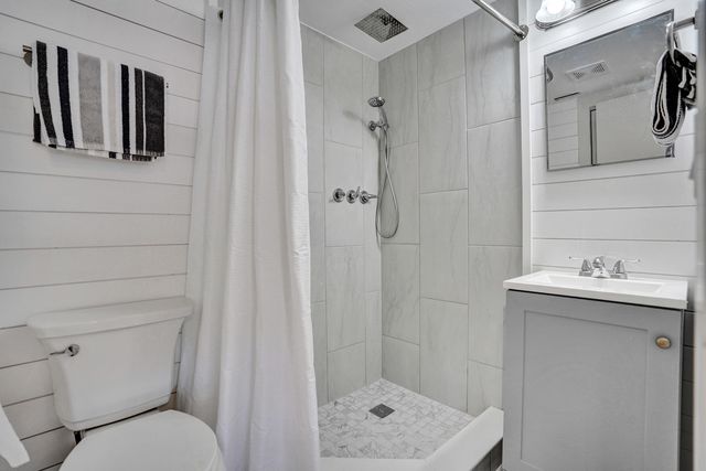 2820 SW 13th Street 101, Delray Beach, FL 33445