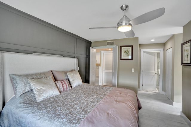 2820 SW 13th Street 101, Delray Beach, FL 33445