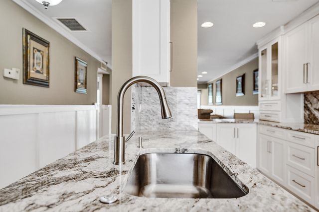 2820 SW 13th Street 101, Delray Beach, FL 33445