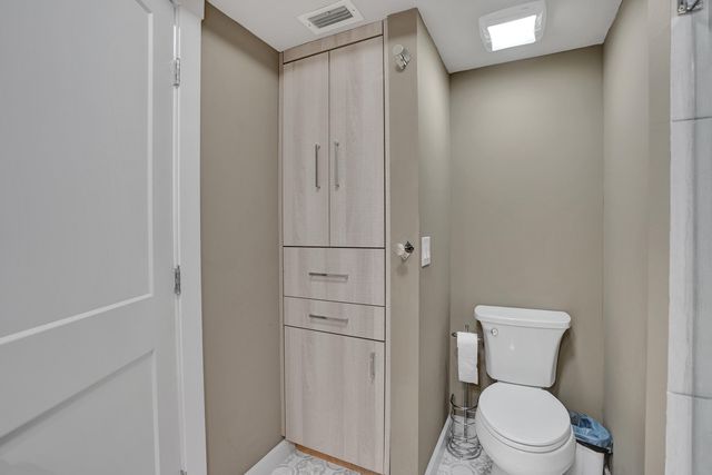 2820 SW 13th Street 101, Delray Beach, FL 33445
