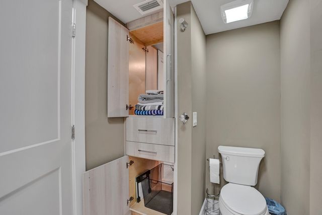 2820 SW 13th Street 101, Delray Beach, FL 33445
