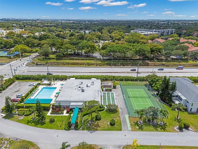 2820 SW 13th Street 101, Delray Beach, FL 33445