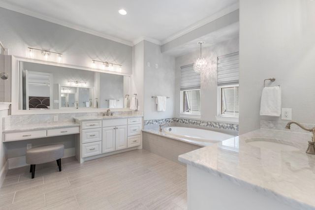 109 Mcgoey Circle, Shenandoah, TX 77384