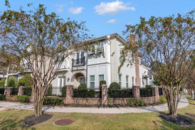 109 Mcgoey Circle, Shenandoah, TX 77384