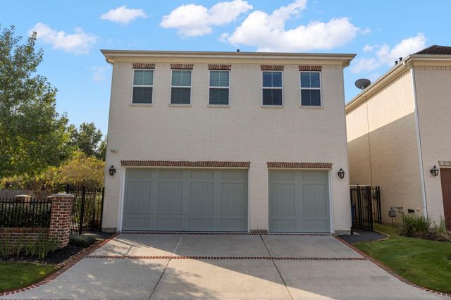 109 Mcgoey Circle, Shenandoah, TX 77384