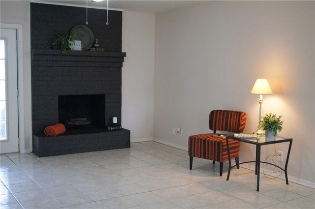 2201 Highcrest Drive, Bedford, TX 76022