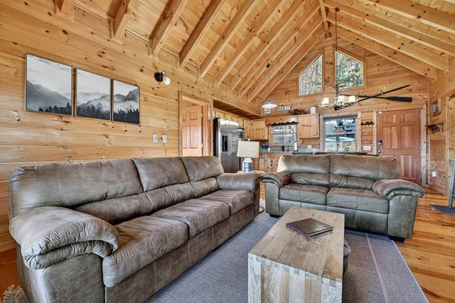 146 Rosiey Lane, Blue Ridge, GA 30513