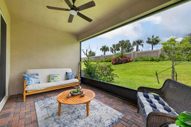 2057 SE Crosswood Way, Port St. Lucie, Port St Lucie, FL 34984