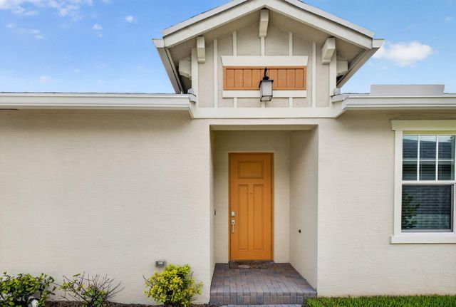 2057 SE Crosswood Way, Port St. Lucie, Port St Lucie, FL 34984