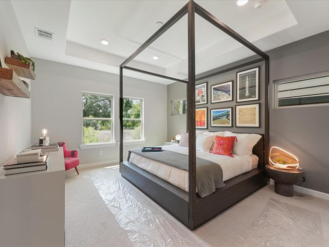 5204 Amber Sunrise Drive, Houston, TX 77018