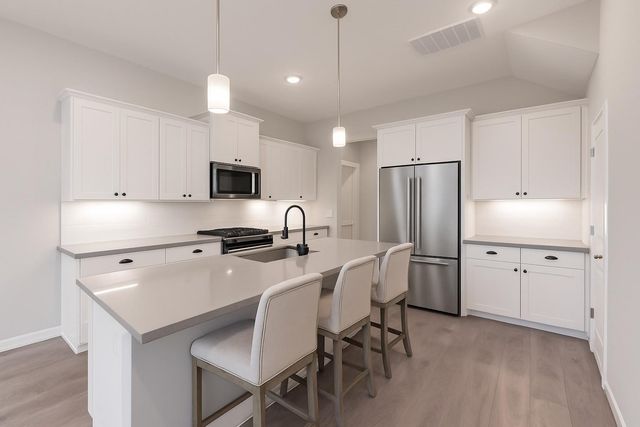 5204 Amber Sunrise Drive, Houston, TX 77018