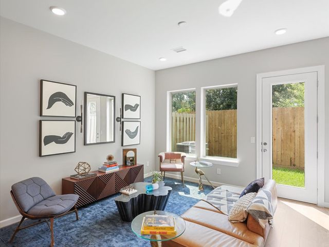 5204 Amber Sunrise Drive, Houston, TX 77018