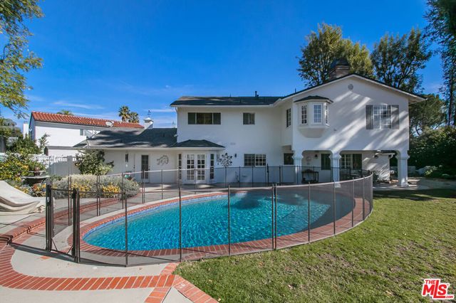 4221 Jubilo Drive, Tarzana, CA 91356