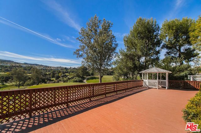 4221 Jubilo Drive, Tarzana, CA 91356