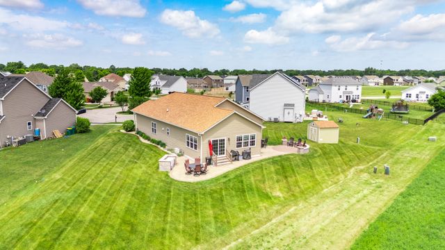 1218 Coolidge Court, Sycamore, IL 60178