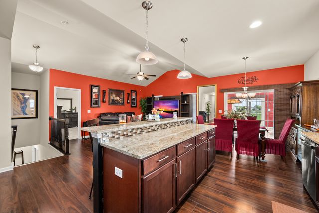 1218 Coolidge Court, Sycamore, IL 60178