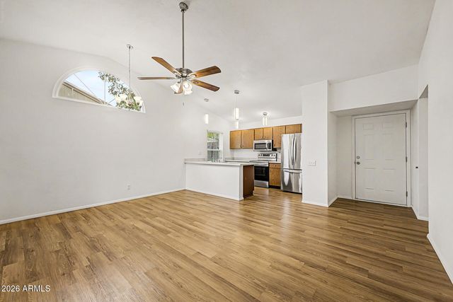 7021 S 43rd Way, Phoenix, AZ 85040
