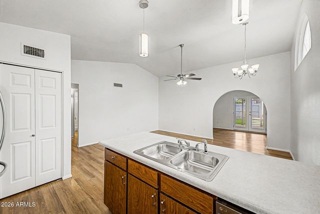 7021 S 43rd Way, Phoenix, AZ 85040